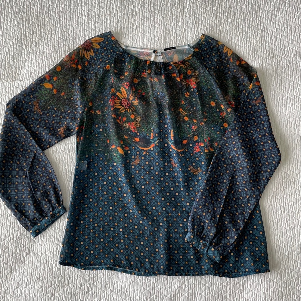 4/$10 - Cantão | Sheer Long-Sleeved Blouse